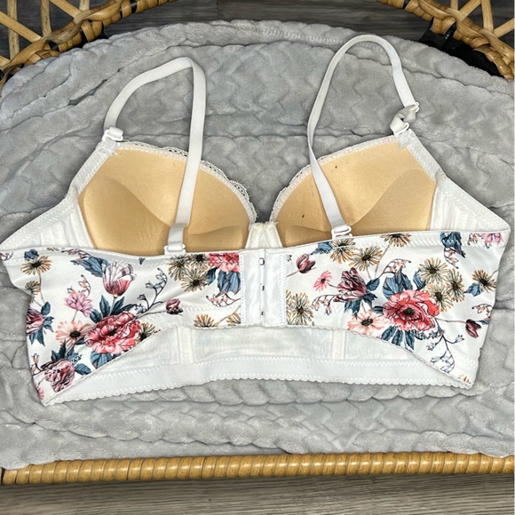 SHEIN Floral Bra - Picture 2 of 3